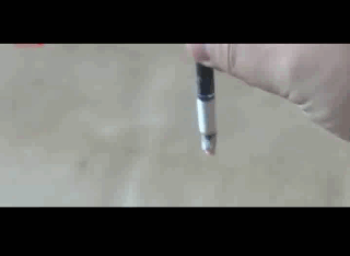 乱丢烟头有多危险 看看这熊熊大火吧
