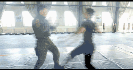 当武警一身武艺   又