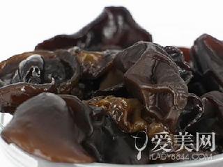 食物好坏两面观 12种食物谨慎吃  食物好坏两面观 12种好食物也须谨慎吃
