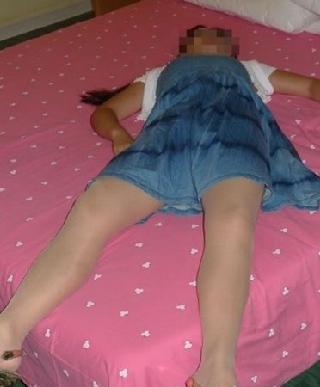 关于酒的图片:喝醉酒的女人图片 女生喝醉图片