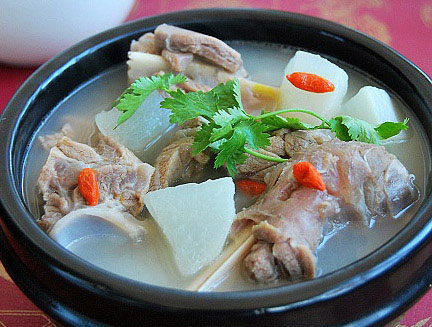 秋季饮食养生小常识 以清补为主(1)