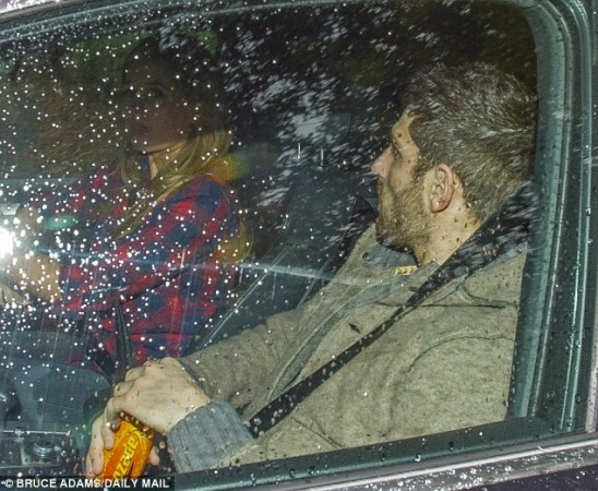 孙继海曼城队友因强奸入狱 好友寻欢他加入搞