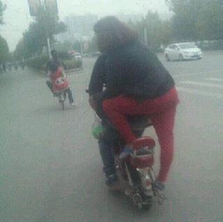 <em>老婆</em>让我买<em>胸罩</em>,怕忘了大小(9)