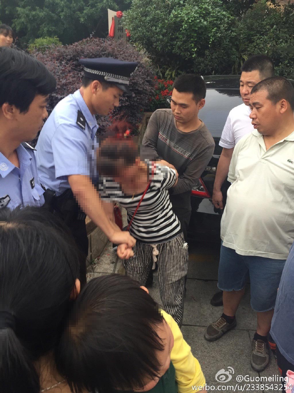 泉州人贩子公园当场被抓_ 5月9日,泉州东湖公