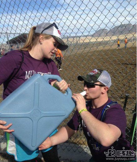 过了二十分钟 <em>妹纸</em>:你看看人家(1)