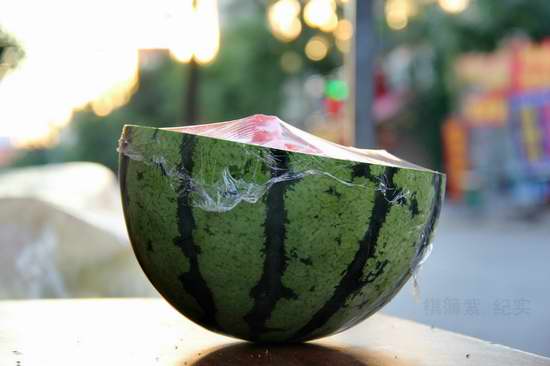 跟拍瓜贩子老王的秘密 生活艰辛|图(10)