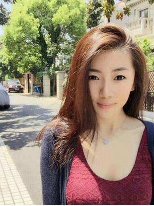 <em>郑恺示爱张艺兴</em>两人是备胎 自曝与女友恋情经