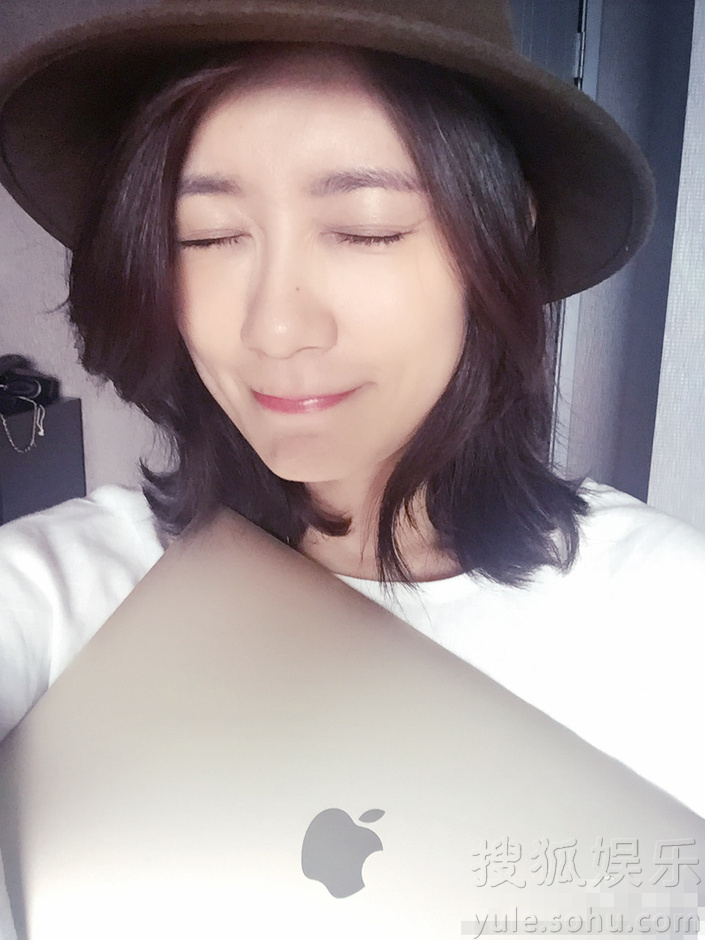  贾静雯41岁生日 晒一对女儿 感恩珍惜眼前(1)