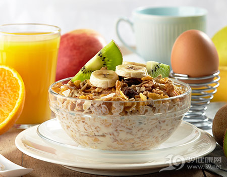 吃早餐选择最佳时间 九分饱让你不长胖