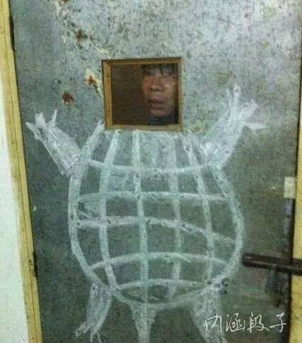 如何让<em>合租美女洗</em>完澡不穿衣服(3)