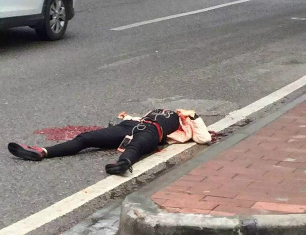 广州一地铁站出口发生砍人事件 一名女子受伤