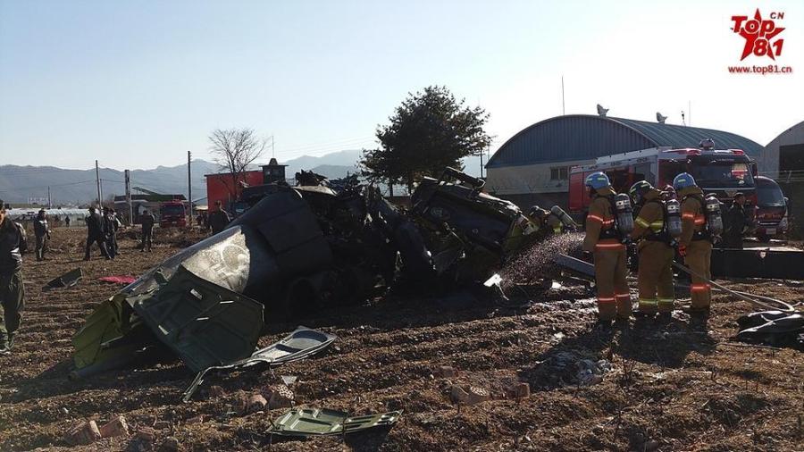 韩国发生军用直升机坠毁事故