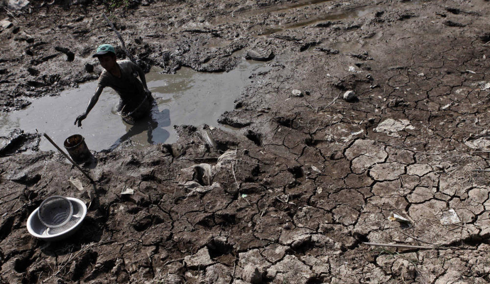 越南遇90年来最严重旱灾 中国开闸放水