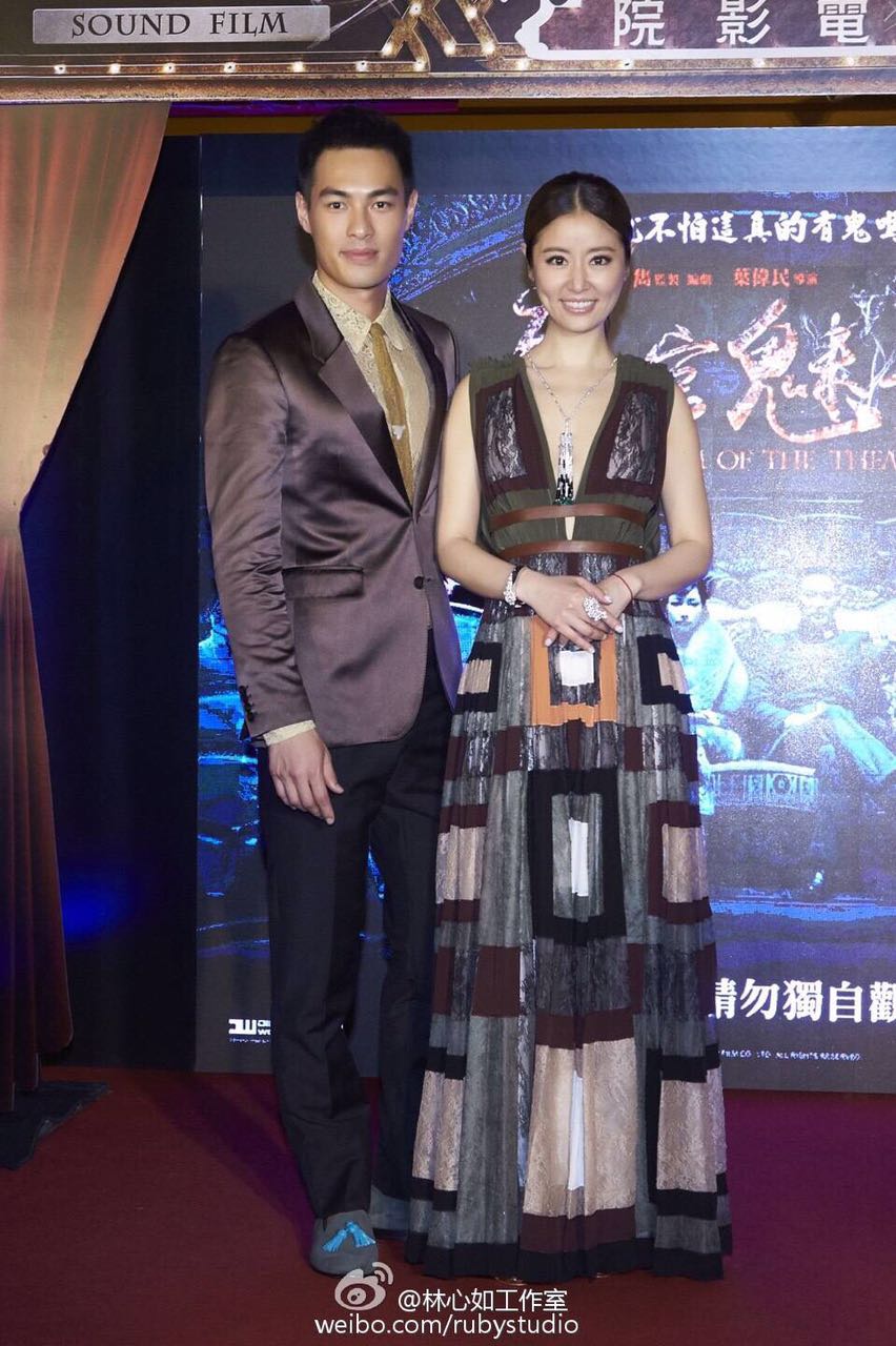  林心如 深V+钻石项链现身 一身 行头七位数 