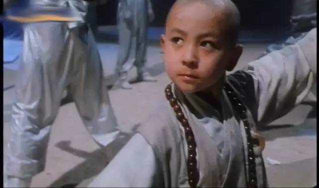 童年偶像释小龙参加真人秀,颜值终于又回来了