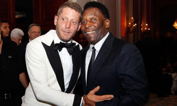 揭尤文老板:情史堪比陈冠希 经商不输王思聪