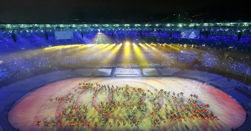 2016里约奥运会闭幕式举行 丁宁任中国旗手