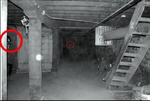 一张地下室灵异照"红圈圈"搞疯万人 放大惊见鬼脸!