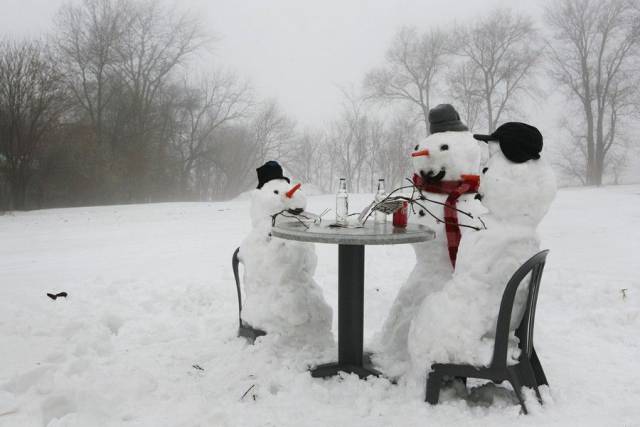 笑晕,你们堆雪人的水平太牛了