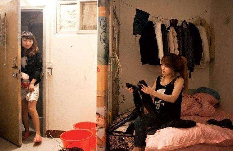 "北漂女"真实的生活 怀揣梦想痛并快乐着