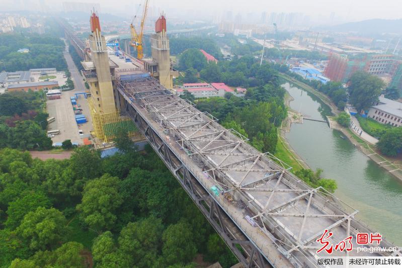 南京长江大桥桥面拆除