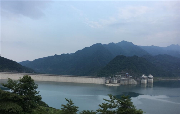 成都16所中学晋升省级示范性普高