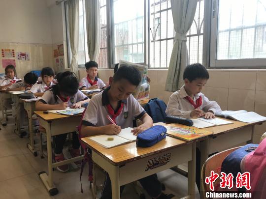 广州部分公办小学推行校内“课后托管”
