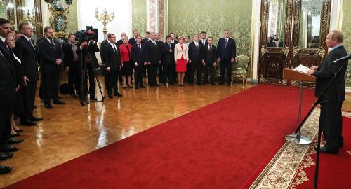 普京将开启第四个总统任期 对政府成员工作表示感谢