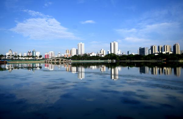 南宁: 绿色气质 提升 城市颜值 _广西_光明网