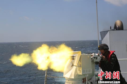 广西海警在北部湾海域组织开展实弹射击训练