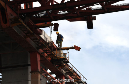 快了！海南铺前大桥预计年底建成通车，是国内首座跨断裂带大桥