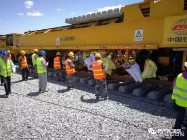 大张高铁开始铺轨,明年底运营 7月起太原到杭