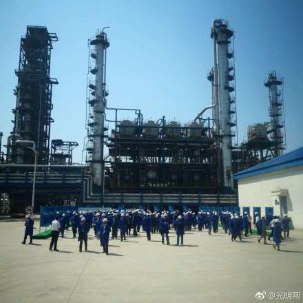 加油的中国石油公众开放日活动在天津大港石