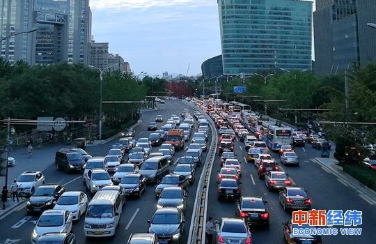 北京小客车摇号2031人抢1指标 4135人因失信被限参与
