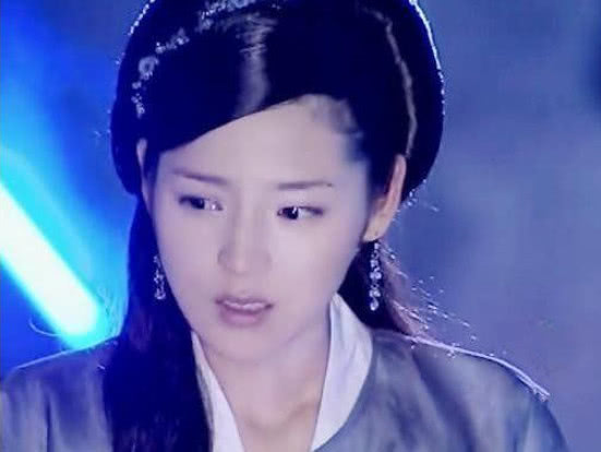 被誉“最美三圣母”,却因孕期注射毒品被判刑,今整容复出无人识