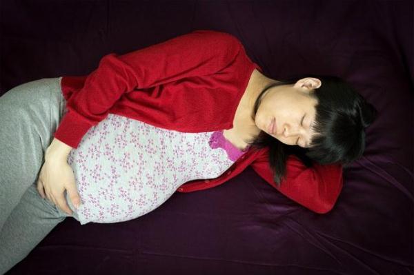 孕产说:怀孕四个月肚子有多大?与这六大因素有关,错不了