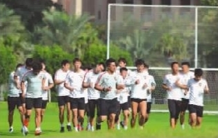 皇宫里的寂寞 阳光下的冷漠