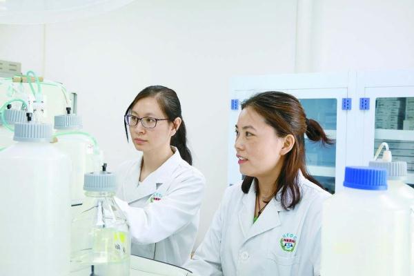 技术过硬  做好药监“勤务兵”