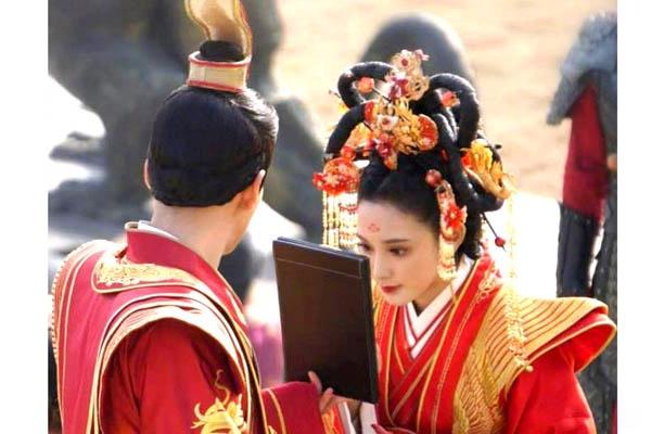 《东宫》李承鄞大婚,网友被花絮甜哭了,谁能信