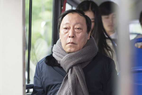 都挺好:苏大强为什么那么自私 在他心里只有钱