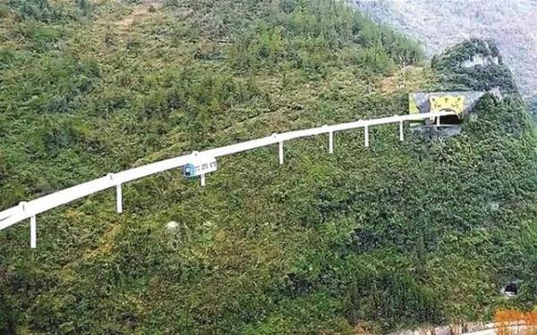 坐上火车慢游清江 恩施旅游观光铁路即将动工 坐上火车慢游清江 恩施旅游观光铁路即将动工