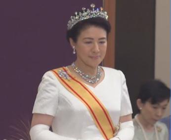 日本皇室的独特王冠,浮世绘海浪灵感,小清新冠