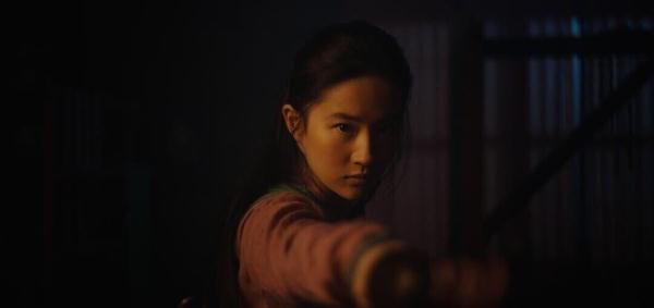 刘亦菲进军好莱坞,迪士尼首位真人亚裔公主,花木兰预告首播 刘亦菲进军好莱坞,迪士尼首位真人亚裔公主,花木兰预告首播