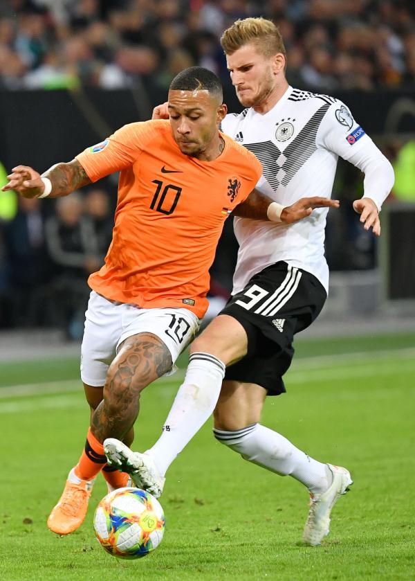足球丨欧锦赛预选赛:荷兰胜德国