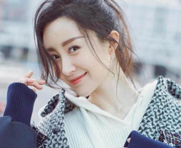 点击图片查看详情 金粉世家 当配角的演员如今都红了 刘亦菲上榜,他成古装男神