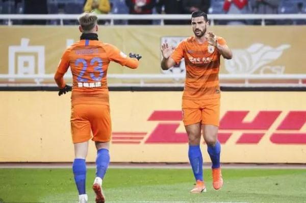 鲁能3-1泰达主场完美收官!格德斯1射2传,周海滨完美打脸退役谣言 鲁能3-1泰达主场完美收官!格德斯1射2传,周海滨完美打脸退役谣言