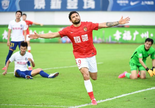 中国足协宝博：中国足球就一定能进步让足球队进入2022年
