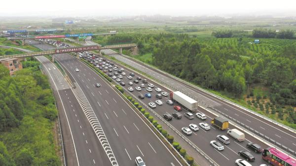 春节假期广西高速公路部分时段易堵需错峰出行