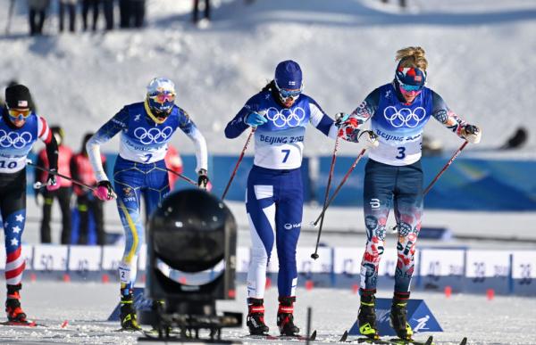 北京冬奥会越野滑雪女子双追逐比赛赛况