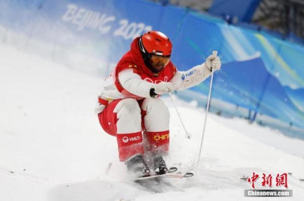 中国滑雪运动员冬奥首秀已有突破未来可期